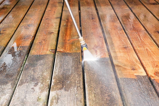 Garage Pressure Washing in Windsor, CA